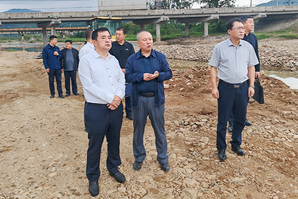 吳世民到桓仁滿族自治縣調研指導災后重建工作